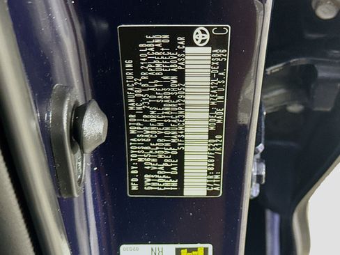 Used 2022 Toyota Corolla SE FWD image 39