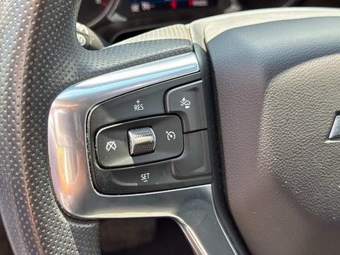 Used 2021 Chevrolet Blazer LT FWD image 30