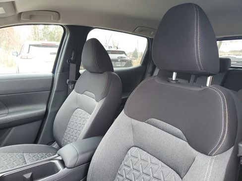 New 2026 Nissan Kicks SV image 10