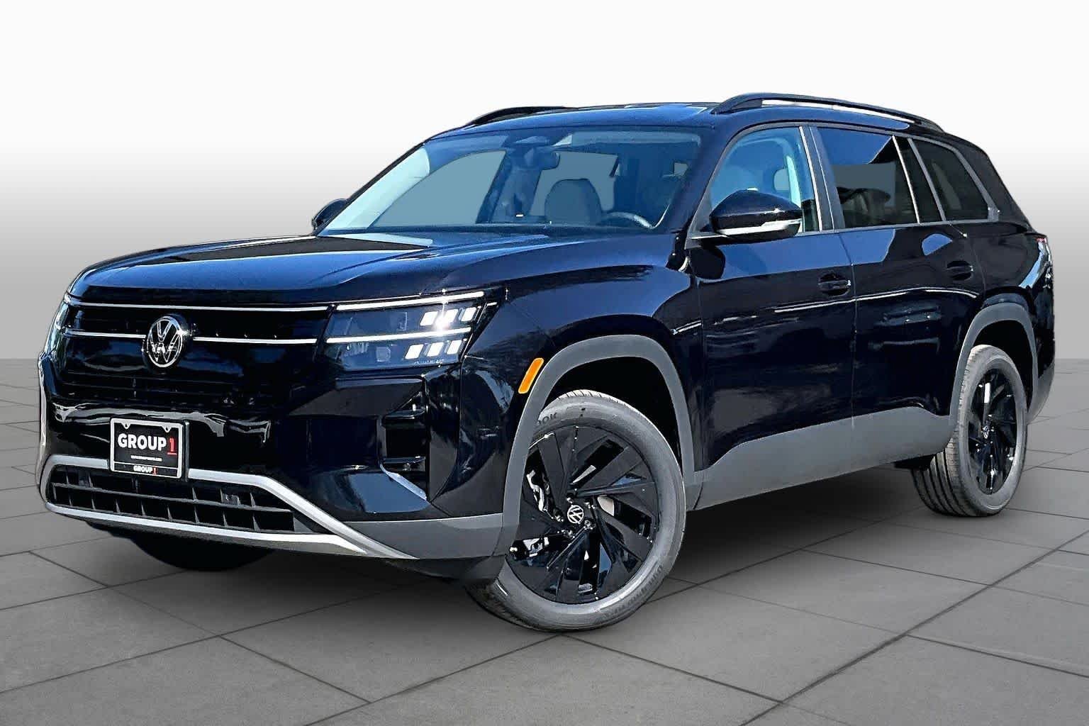 New 2027 Volkswagen Atlas SE FWD image 1