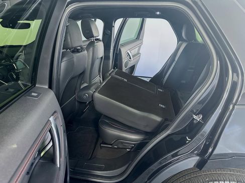 Used 2021 Land Rover Discovery Sport S R-Dynamic image 28