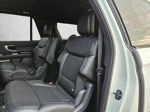New 2026 Ford Expedition Max Platinum w/ Stealth Appearance Package image 11