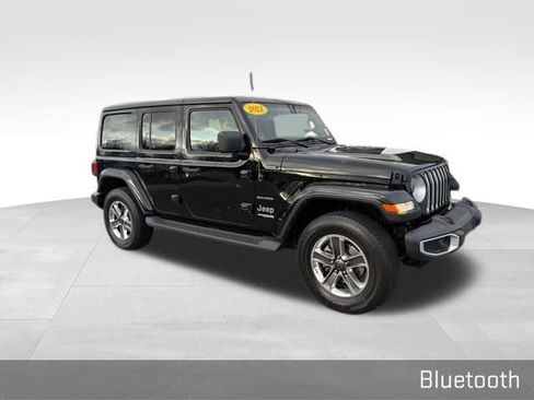 Used 2021 Jeep Wrangler Unlimited Sahara w/ Uconnect 4C Nav & Sound Group image 2