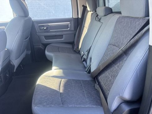 Used 2014 RAM 1500 Big Horn image 23