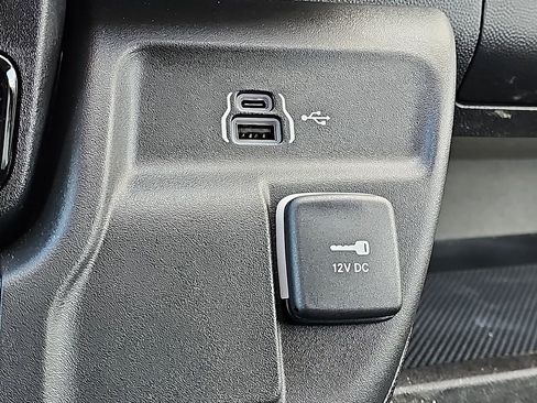 Used 2025 RAM ProMaster 2500 FWD image 24
