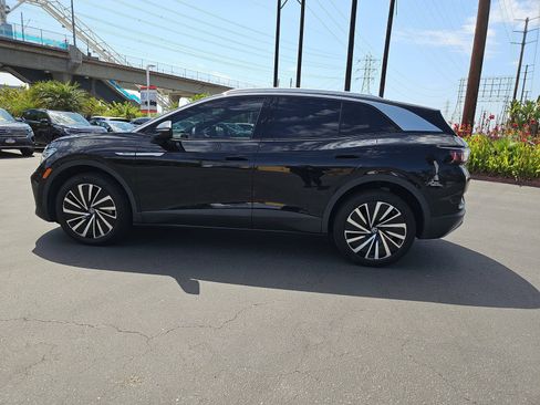 Used 2023 Volkswagen ID.4 Pro S Plus AWD/4WD image 8