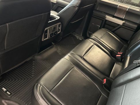 Used 2019 Ford F350 Lariat AWD/4WD image 13