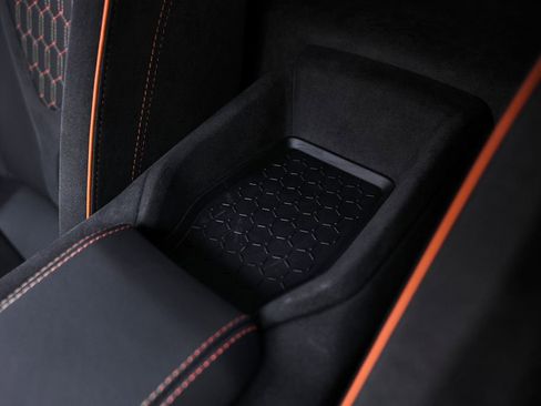 Used 2024 Lamborghini Revuelto AWD/4WD image 60