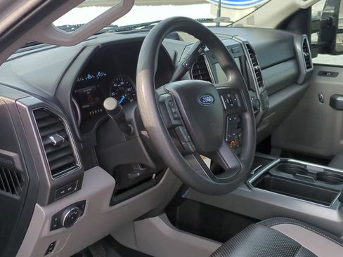 Used 2020 Ford F250 XLT w/ XLT Premium Package image 10