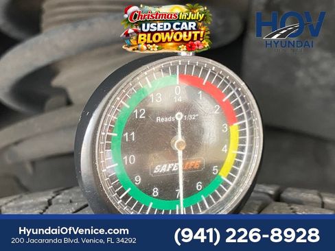 Used 2017 Chevrolet Equinox LS FWD image 30