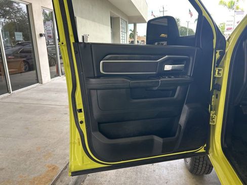 Used 2024 RAM 3500 Big Horn image 37