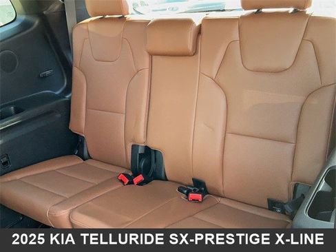 Certified 2025 Kia Telluride SX Prestige X-Line image 17