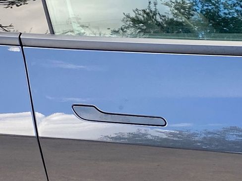 Used 2024 Tesla Model Y Long Range image 20