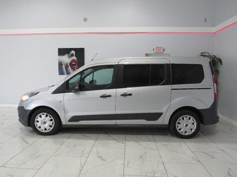 Used 2018 Ford Transit Connect XL FWD image 7