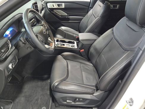 Certified 2022 Ford Explorer ST w/ Equipment Group 401A image 24