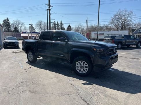 New 2026 Toyota Tacoma SR5 AWD/4WD image 3