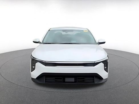Used 2025 Kia K4 FWD image 5