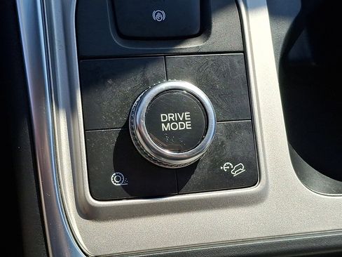 Certified 2023 Ford Explorer XLT w/ Equipment Group 202A image 26