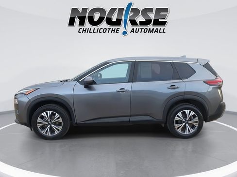 Used 2023 Nissan Rogue SV image 5