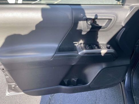 Used 2022 Toyota Tacoma SR5 image 25