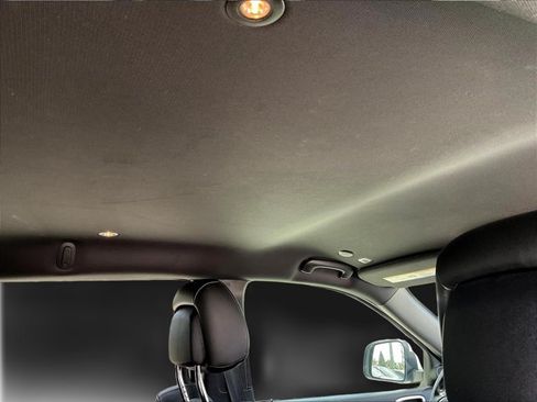 Used 2020 Jeep Grand Cherokee Laredo w/ Laredo X Package RWD image 17
