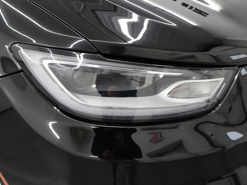 Used 2024 Chrysler Pacifica Touring-L image 21