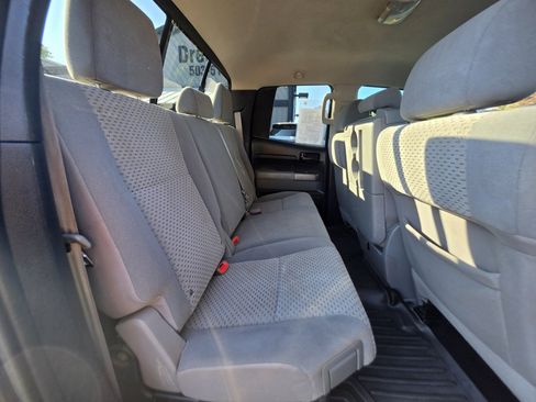 Used 2013 Toyota Tundra 4x4 Double Cab w/ Tow Pkg image 13