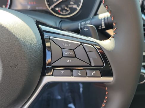 Used 2025 Nissan Altima 2.5 SR FWD image 25