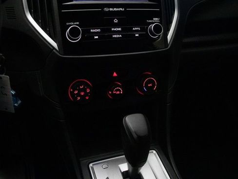 Used 2019 Subaru Crosstrek 2.0i w/ Eyesight System image 31