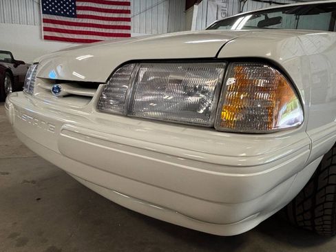 Used 1993 Ford Mustang LX RWD image 19