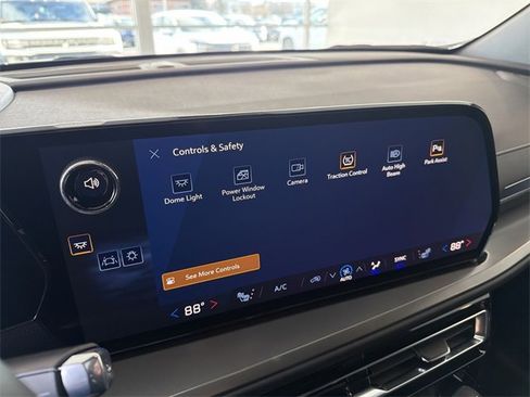 New 2026 Chevrolet Traverse LT w/ Midnight/Sport Edition image 32