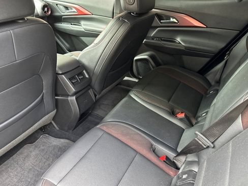 Used 2024 Chevrolet Equinox EV RS FWD image 15