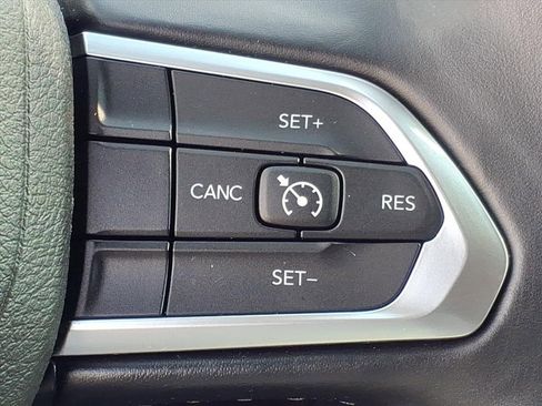 Used 2022 Jeep Compass Latitude image 20