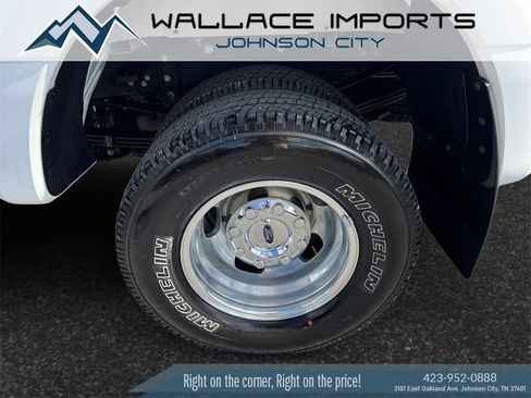 Used 2023 Ford F350 XLT w/ 360-Degree Camera Package image 9