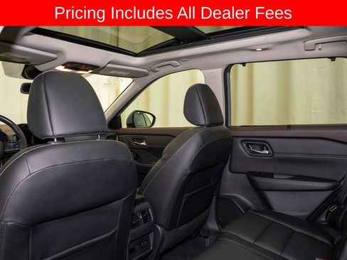 Used 2022 Nissan Rogue SL w/ SL Premium Package FWD image 10