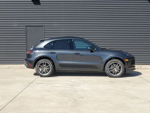 New 2026 Porsche Macan image 6