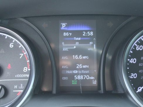 Certified 2022 Toyota Camry SE FWD image 20