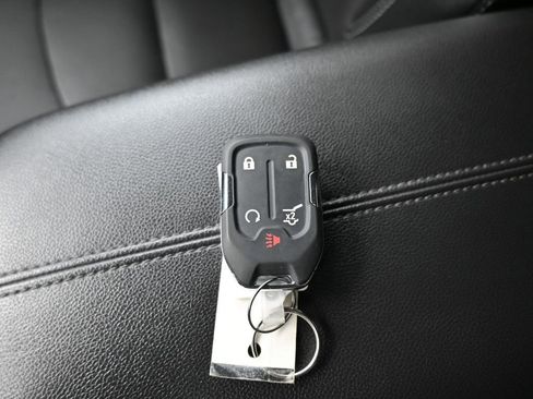 Certified 2023 GMC Terrain SLT image 18