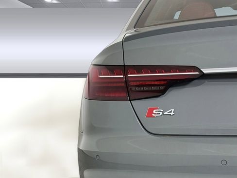 Used 2021 Audi S4 Premium Plus w/ Premium Plus Package image 13