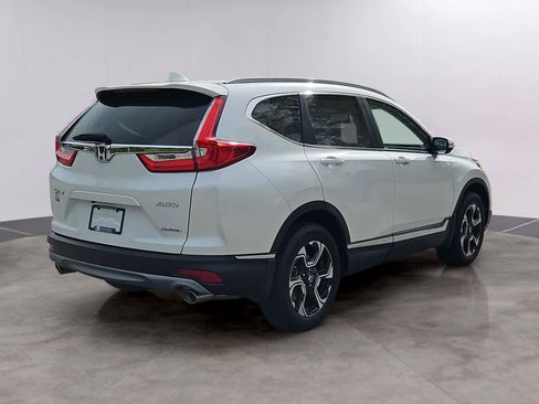 Certified 2018 Honda CR-V Touring image 2