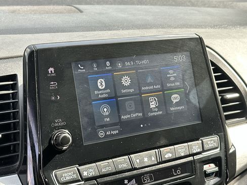 Used 2024 Honda Odyssey EX image 12