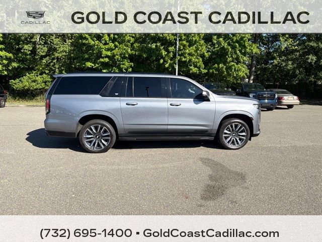 Used 2022 Cadillac Escalade ESV Sport Platinum AWD/4WD image 4