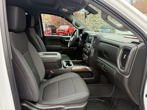 Used 2019 Chevrolet Silverado 1500 LT Trail Boss image 22