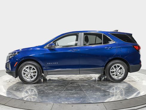 Used 2023 Chevrolet Equinox LT AWD/4WD image 2
