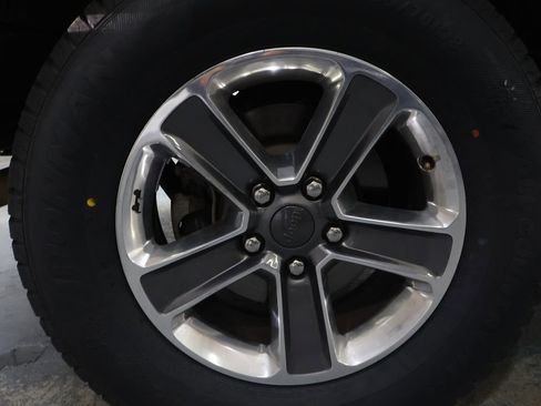 Used 2020 Jeep Wrangler Unlimited Sahara AWD/4WD image 34