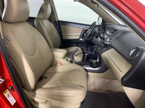 Used 2011 Toyota RAV4 Limited w/ Limited Extra Value Pkg AWD/4WD image 18