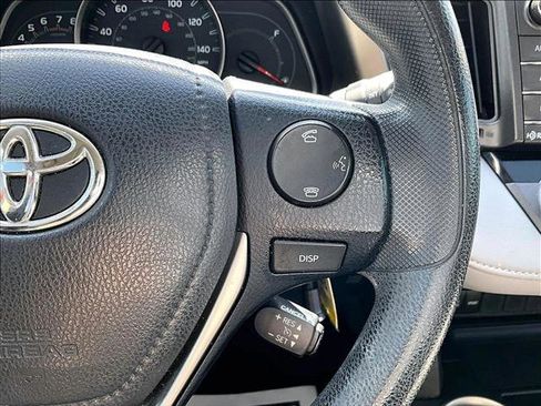 Used 2015 Toyota RAV4 XLE image 20