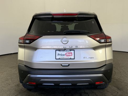 Used 2023 Nissan Rogue SL AWD/4WD image 6