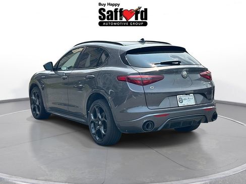 Used 2022 Alfa Romeo Stelvio Veloce AWD/4WD image 6