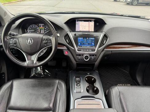 Used 2017 Acura MDX SH-AWD w/ Technology Package image 12